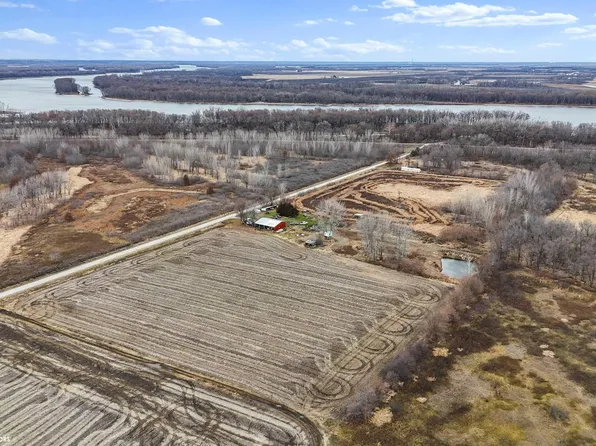 6876 County Road X71, Oakville, IA 52646