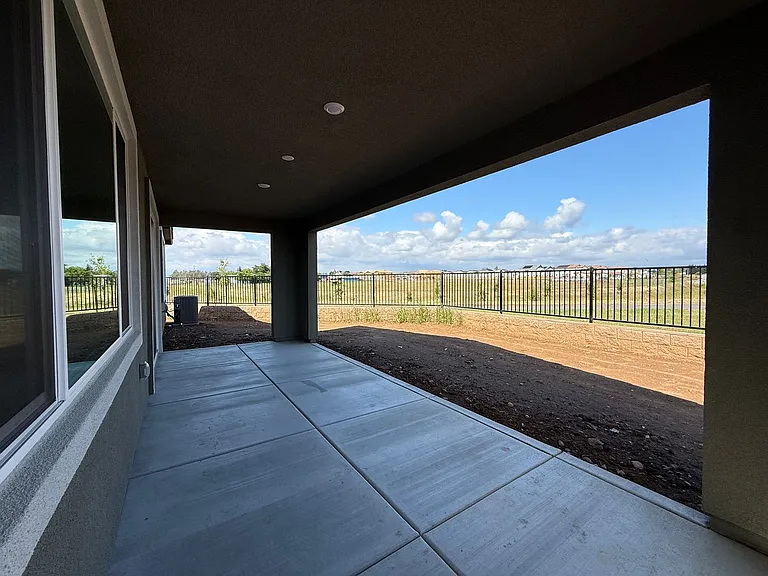 9957 Mesa Verde Way — Photo 22