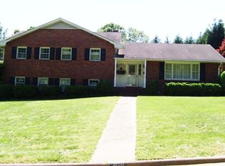 3150 Prytania Rd, Winston Salem, NC 27106