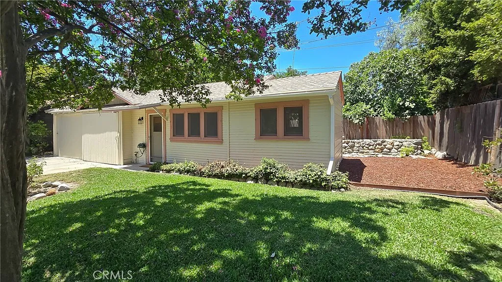 Studio, 272 sqft, $2,000 — Photo 1