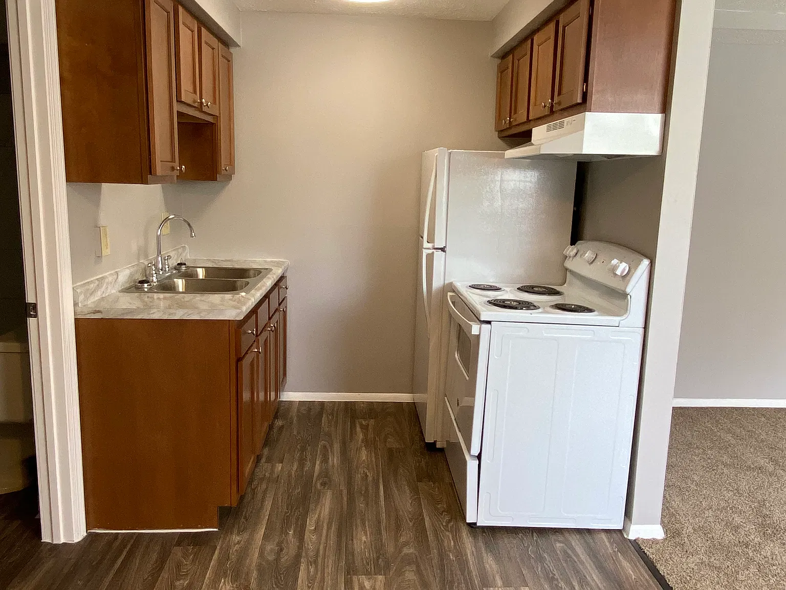 Studio, 400 sqft, $725 — Photo 1