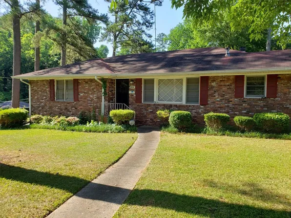 286 Sequoia Dr, Marietta, GA 30060