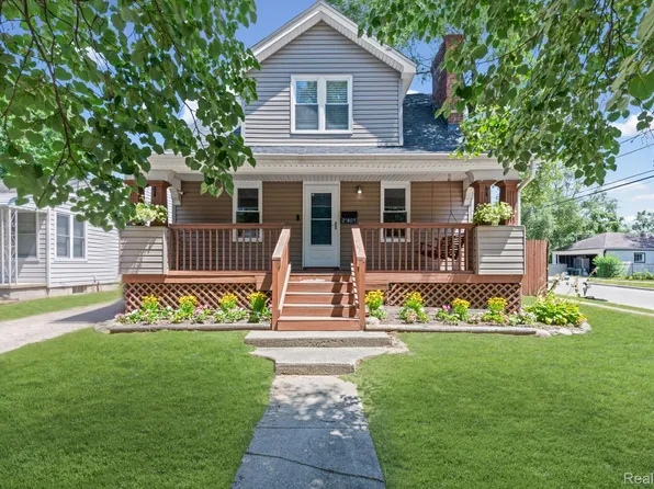 21408 Panama St, Warren, MI 48091