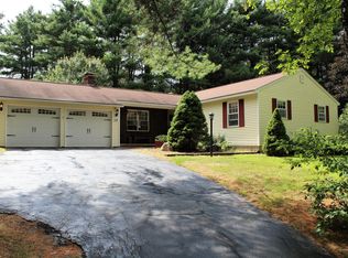 60 Sunderland Dr, Auburn, ME 04210