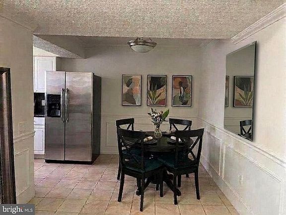 3rd image of 103 Fort Evans Rd SE APT F