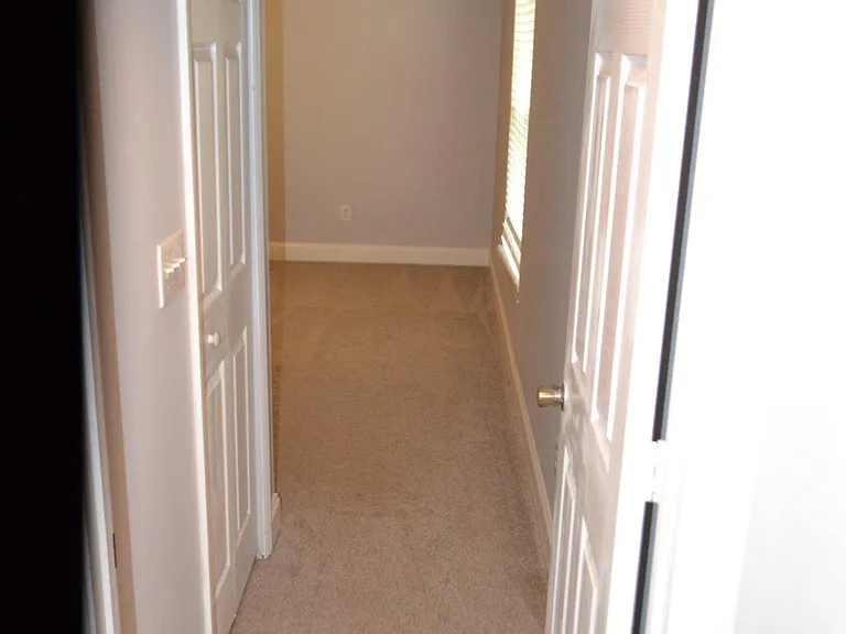2053 Harcourt Pl — Photo 14