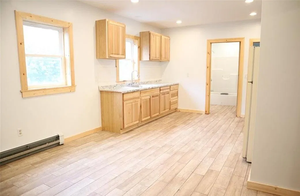 2 bed, 908 sqft, $1,550 — Photo 4