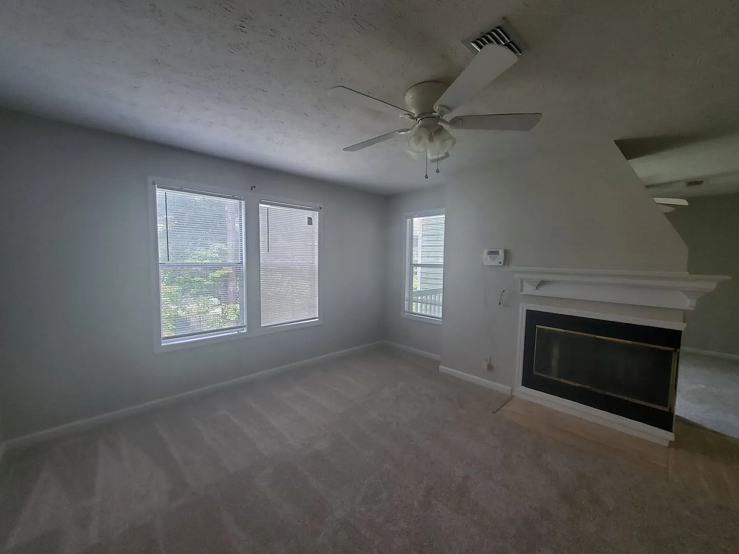 6821-8 Willowbrook Drive ~ Stewart's Creek — Photo 2