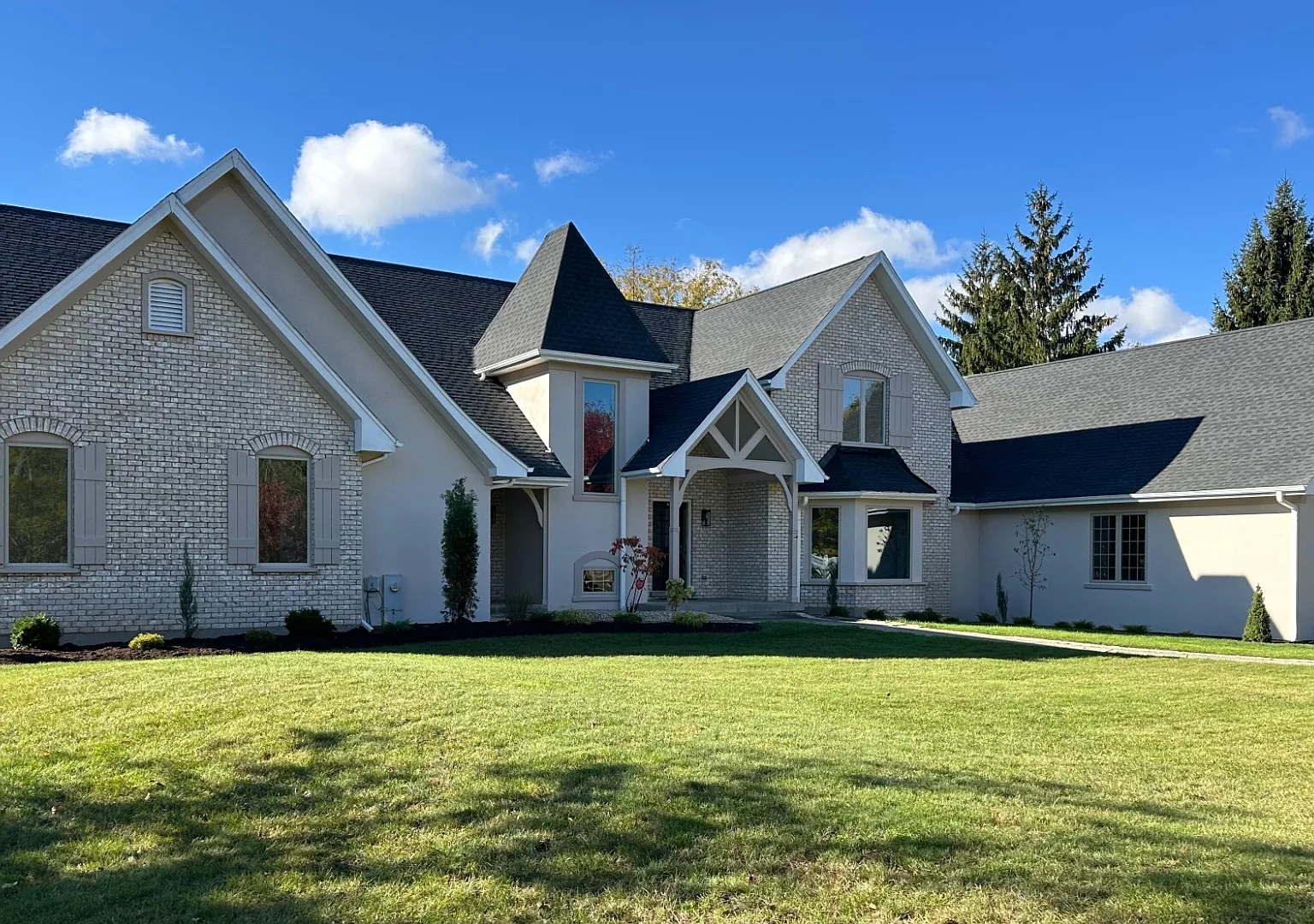 6 bed, 8.0 bath, 10342 sqft, $20,000 — Photo 1