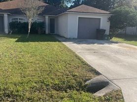 38 Pine Hurst Ln, Palm Coast, FL