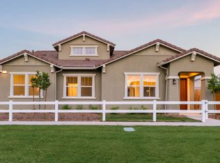 351 Huckleberry Ln S, Madera, CA