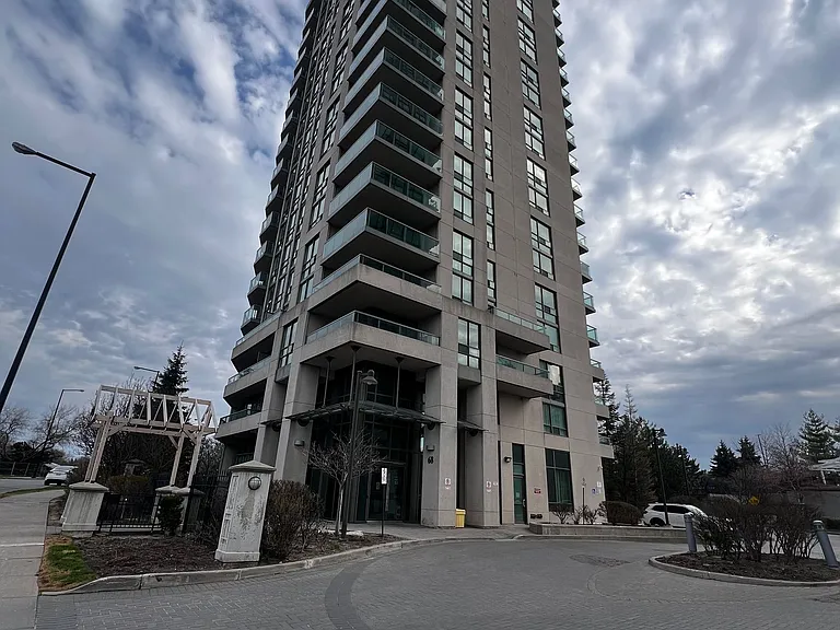 68 Grangeway Ave #1501 — Photo 3