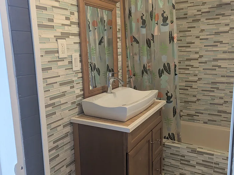 1221 S Webster Ave #2 — Photo 4
