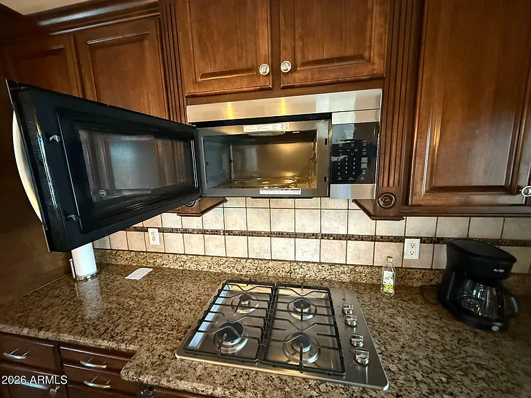 2932 E Acacia Ct — Photo 13
