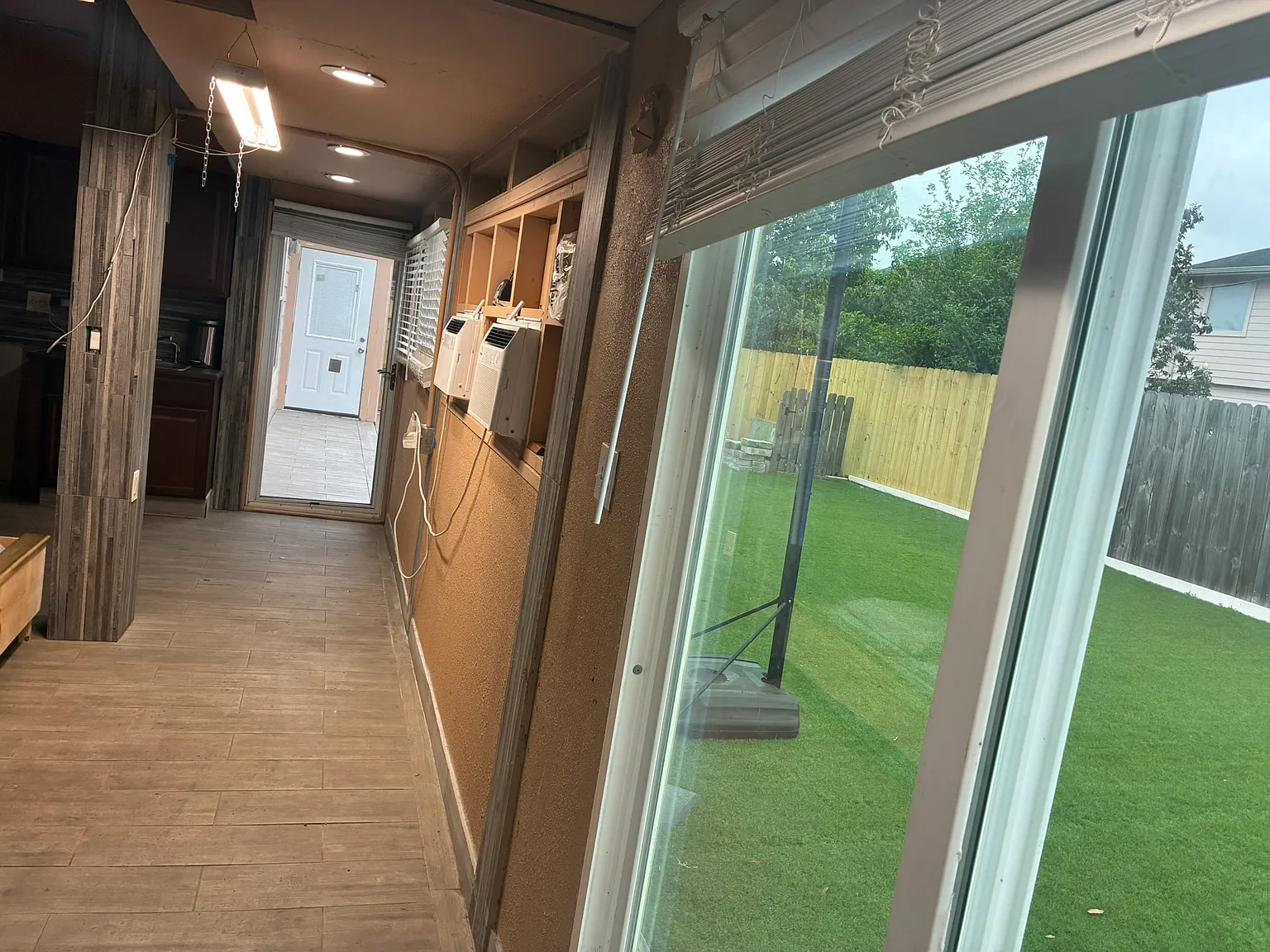 Studio, 650 sqft, $799 — Photo 3