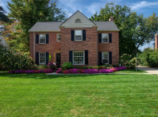 2678 Wrenford Rd, Shaker Heights, OH 44122