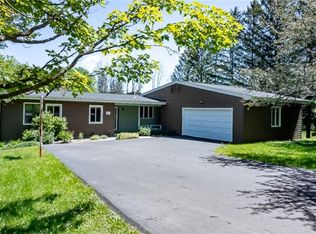 8571 Indian Hill Rd, Manlius, NY 13104