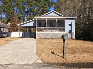 6088 E Hinds St, Bay Saint Louis, MS 39520