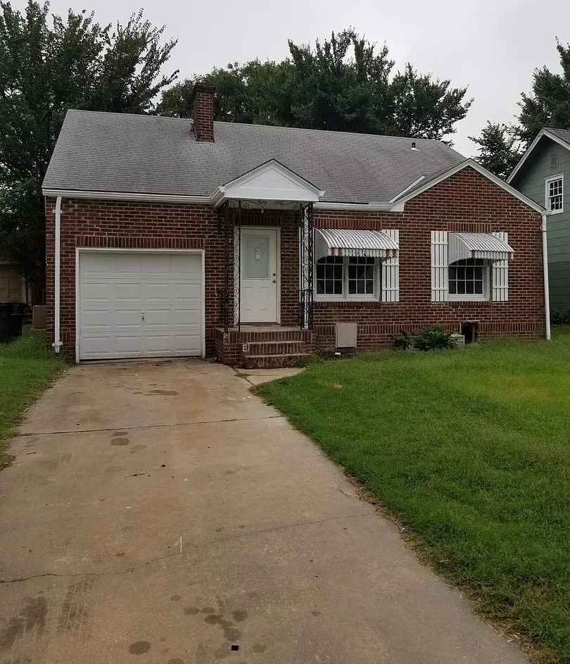 1416 SW Jennings Ave — Photo 1