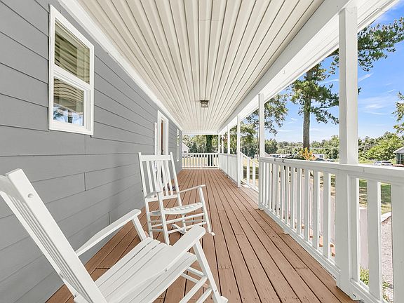 4th image of 222 Buckeye Ln