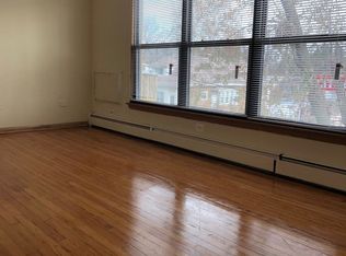 1812 W 127th St APT 4, Calumet Park, IL 60827