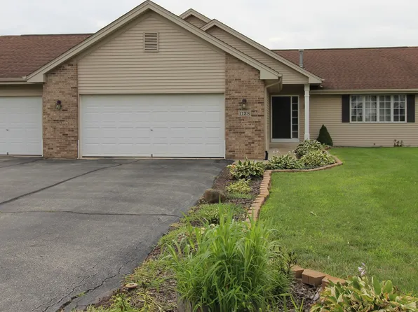 1138 Shadow Wood Dr, Byron, IL 61010
