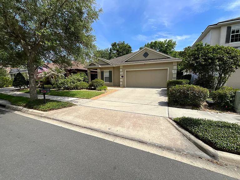 613 Ravenshill Way — Photo 1