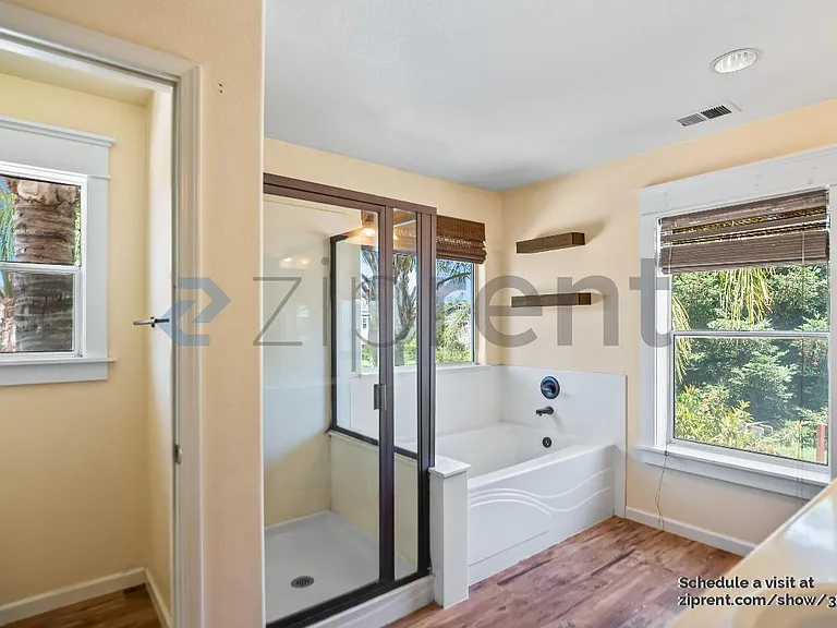 19 Lowell Ct — Photo 29