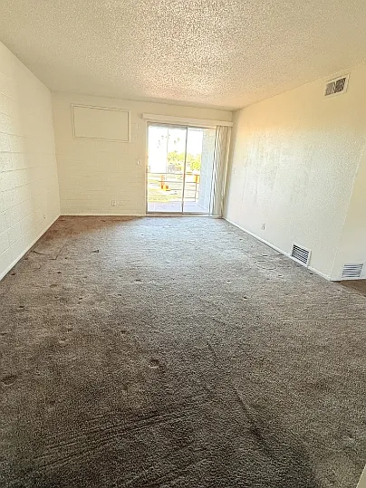 CATALINA VISTA APARTMENTS — Photo 77