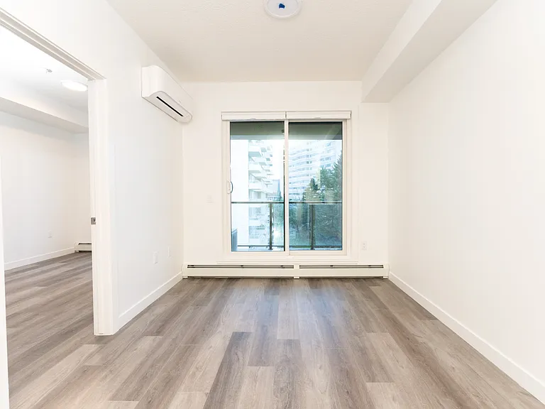 612 67th Ave SW — Photo 32