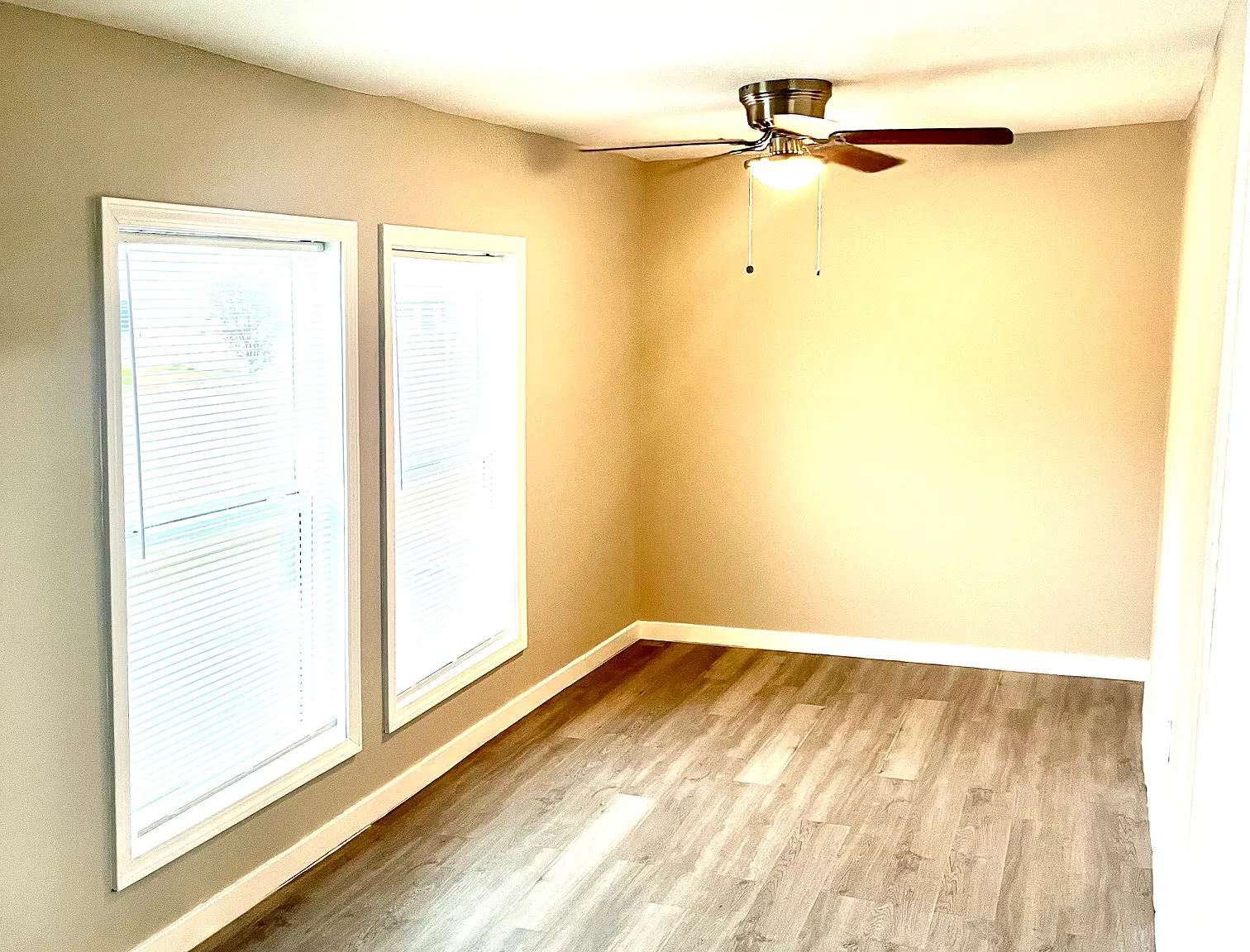 3 bed, 1200 sqft, $1,125 — Photo 2
