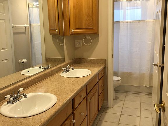 5th image of 3231 W Devan Park Way #1