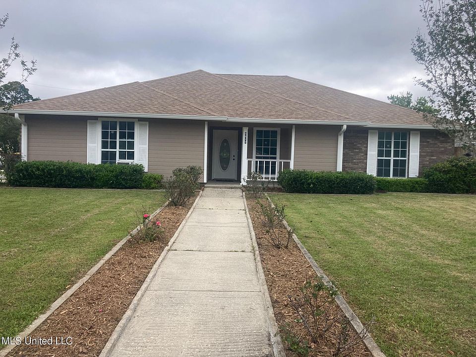1st image of 6617 Oakbrook Dr
