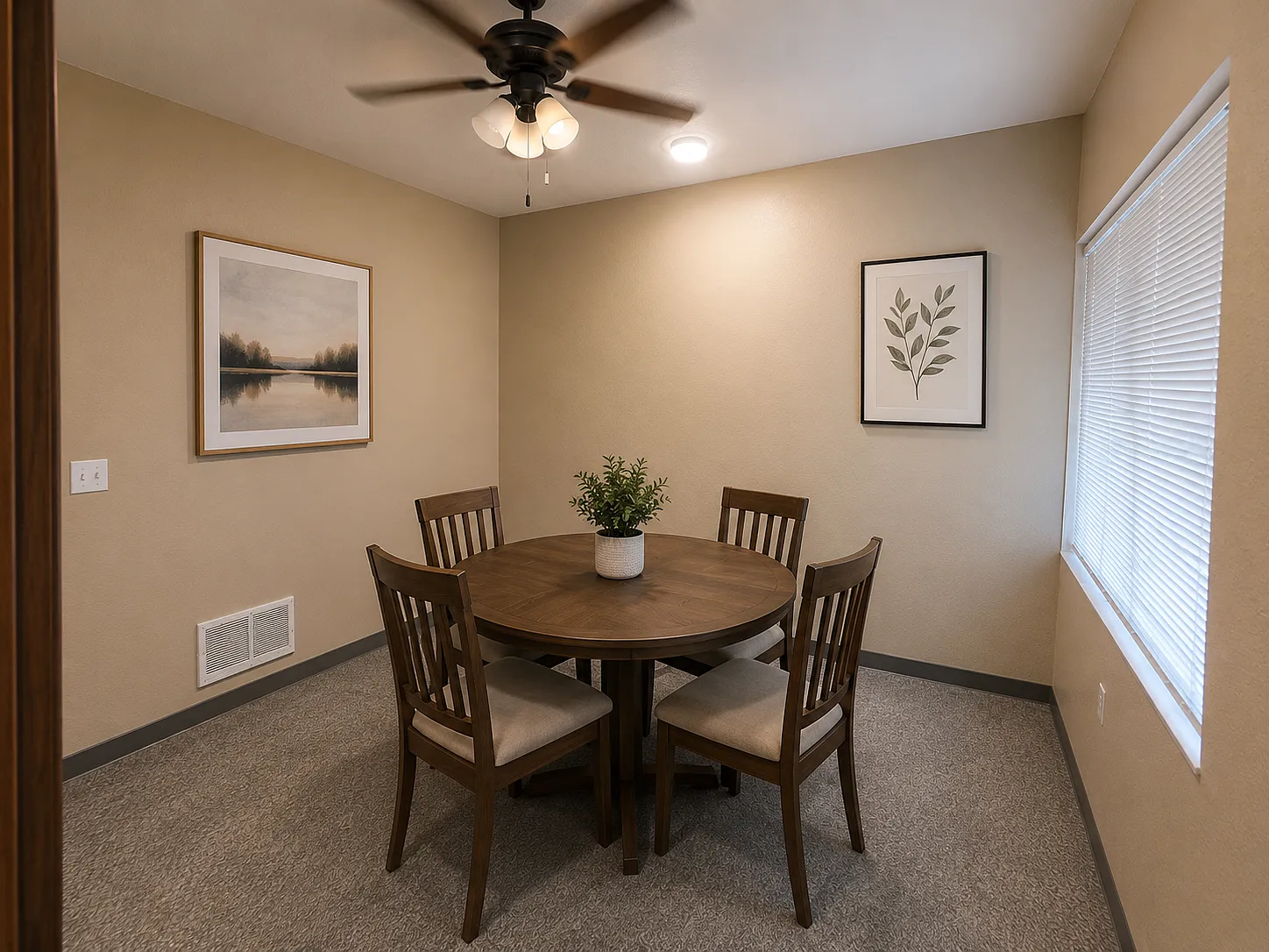2 bed, 953 sqft, $950 — Photo 2