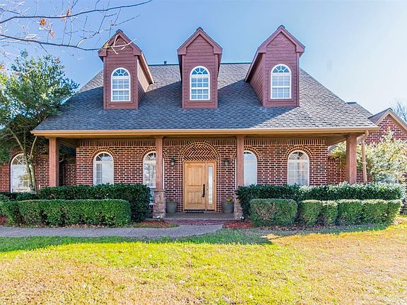 2nd image of 1009 Creek Hollow Ln