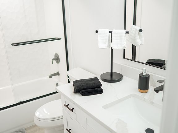 5th image of 16590 Partridge Place Rd APT 201
