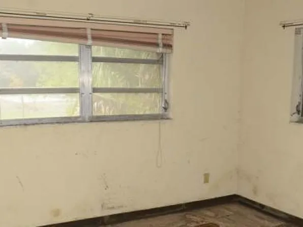 1921 W Saint Joseph St, Tampa, FL 33607