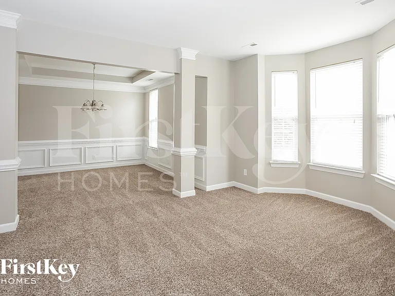 1504 Aries Ln — Photo 7