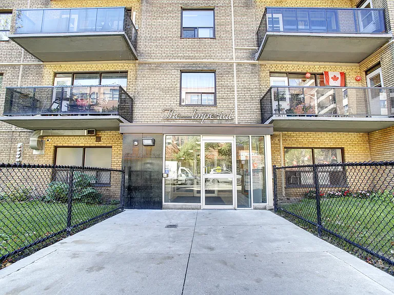 130 Jameson Ave — Photo 4