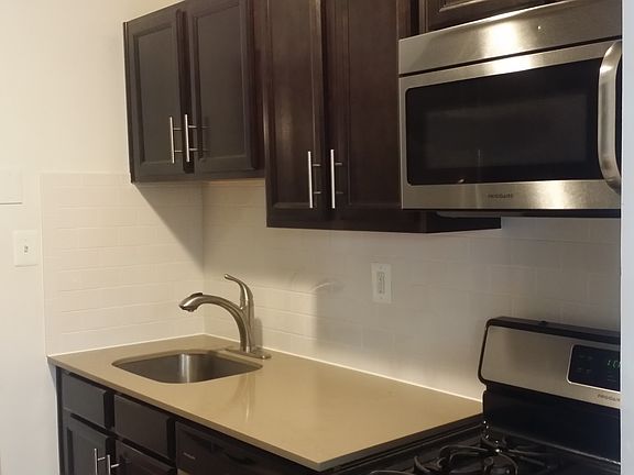 5th image of 33 N 3rd Ave APT 1F