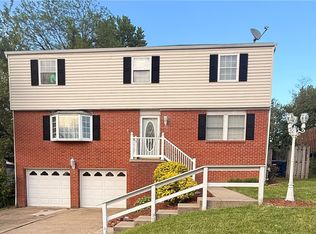 247 Darlan Hill Dr, Pittsburgh, PA 15239