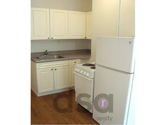 Rented by DSA Realty | media 28