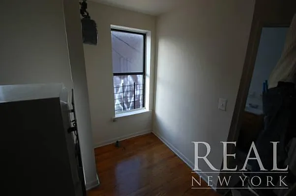 Rented by REAL New York | media 15