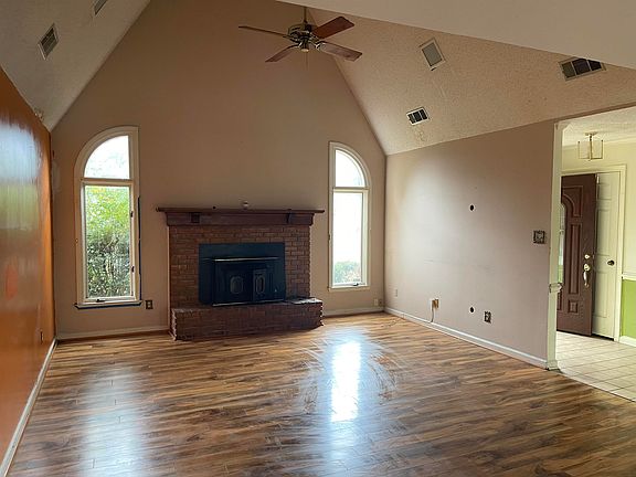 5th image of 7876 Winoak Ln