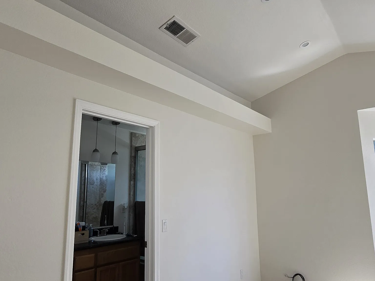 3 bed, 2.5 bath, 1568 sqft, $1,000 — Photo 4
