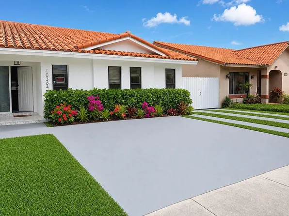 10364 NW 128th Ter, Hialeah Gardens, FL 33018
