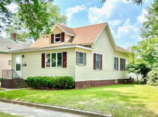 1311 Kane St, La Crosse, WI 54603