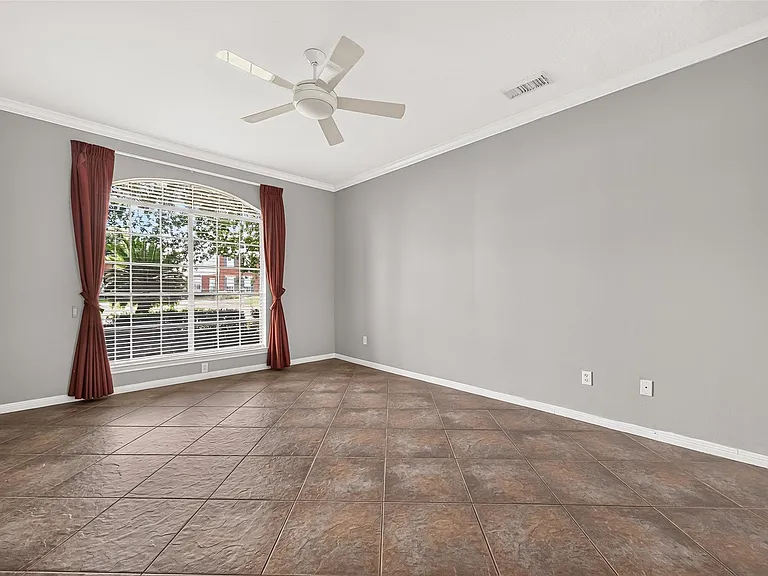 2106 Avenida La Quinta St — Photo 20