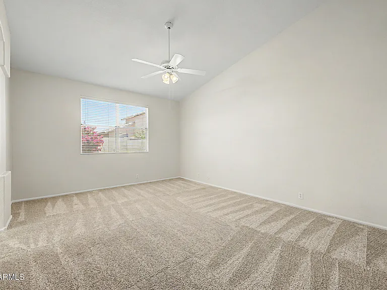 1068 W Glenmere Dr — Photo 8
