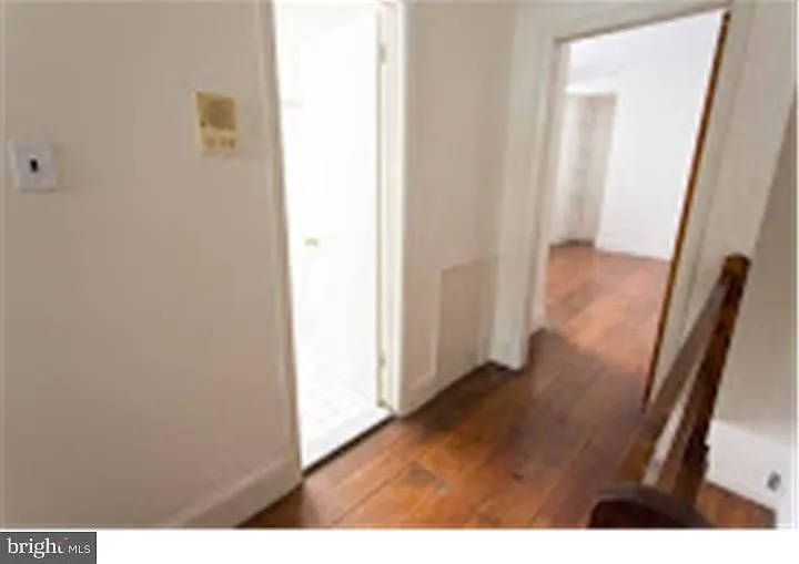 717 Spruce St #1B — Photo 10